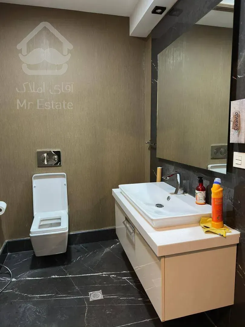 رهن آپارتمان ۲۲۰ متری در زعفرانیه