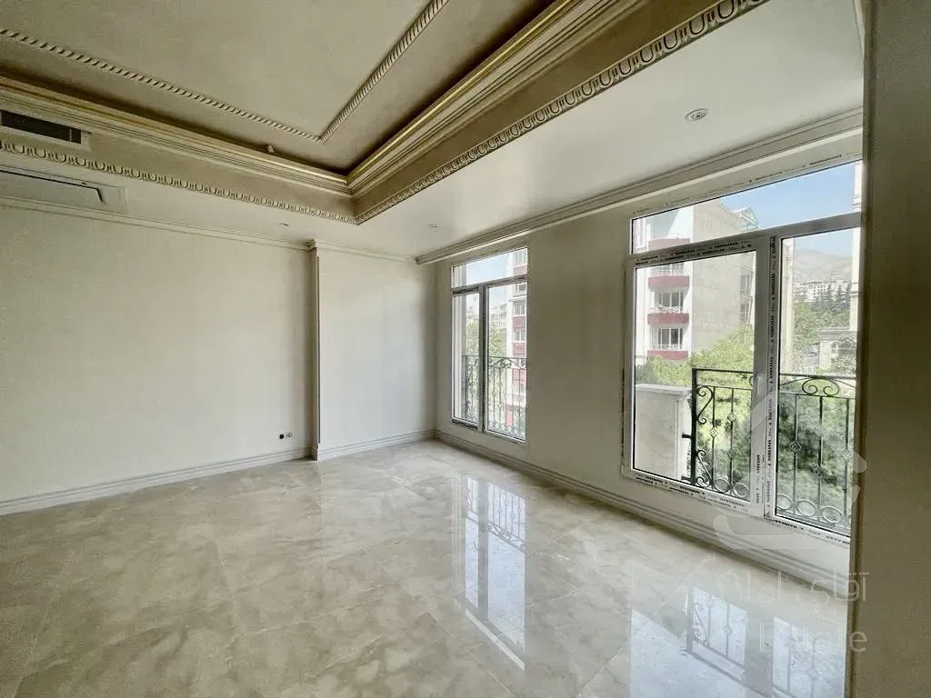 فروش آپارتمان ۱۷۰ متری در زعفرانیه