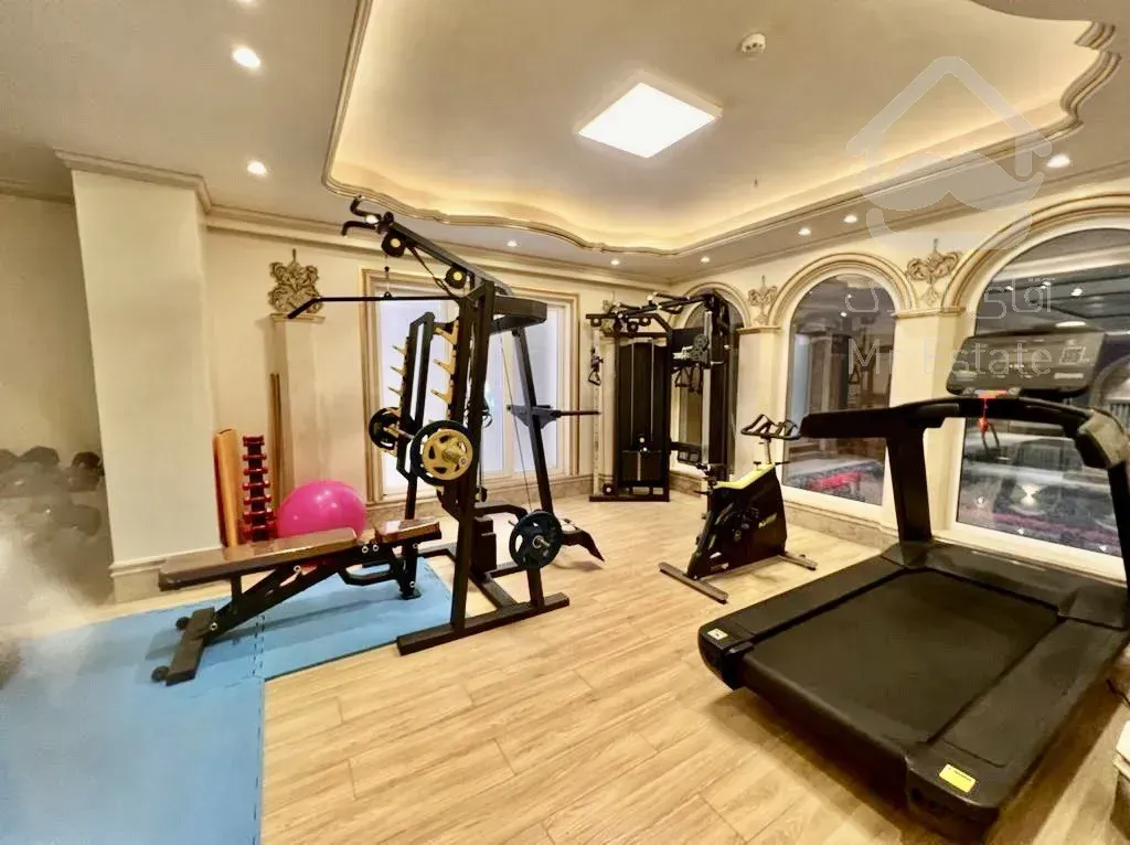 فروش آپارتمان ۱۷۰ متری در زعفرانیه