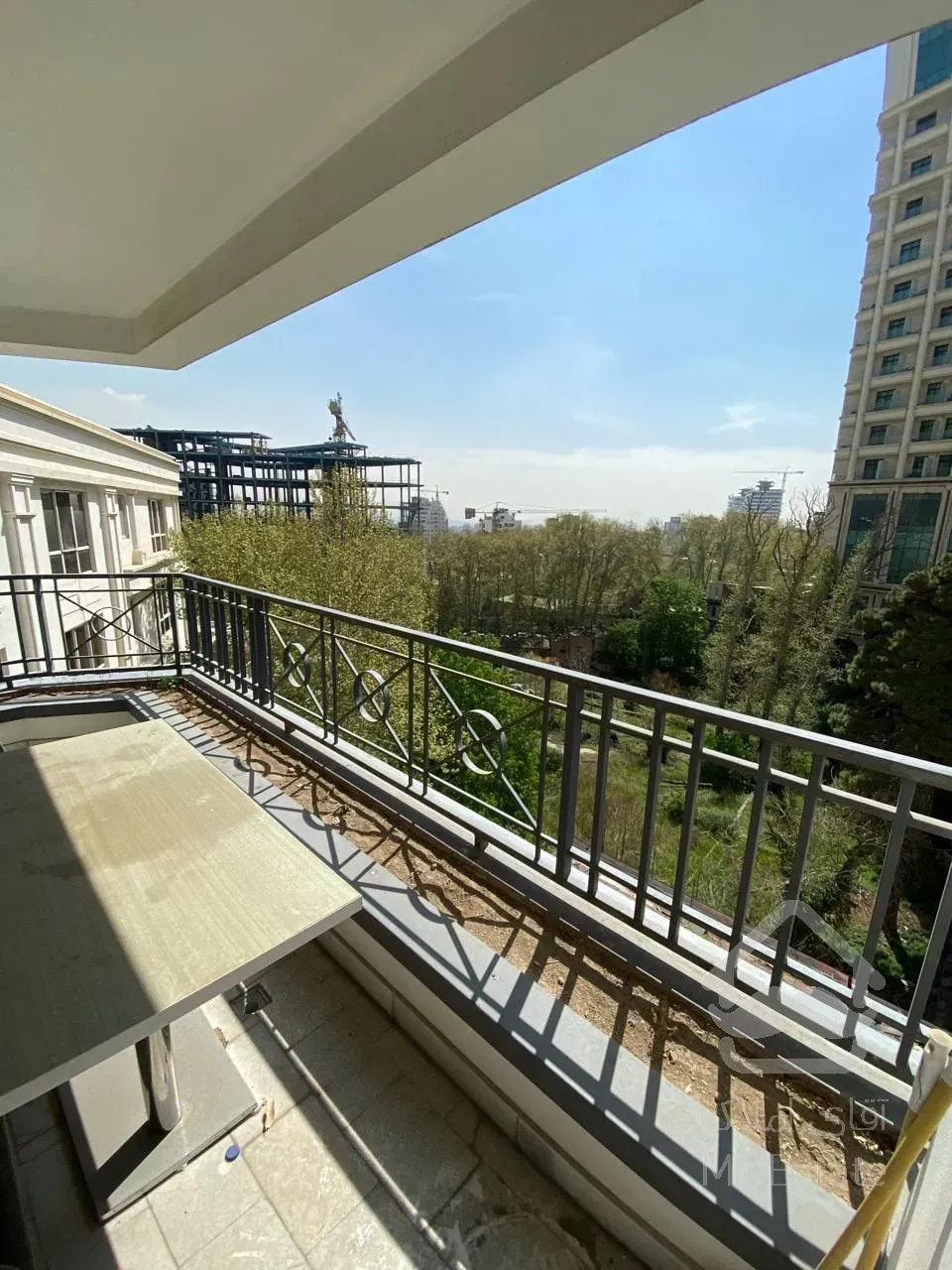 اجاره آپارتمان 200 متری در زعفرانیه