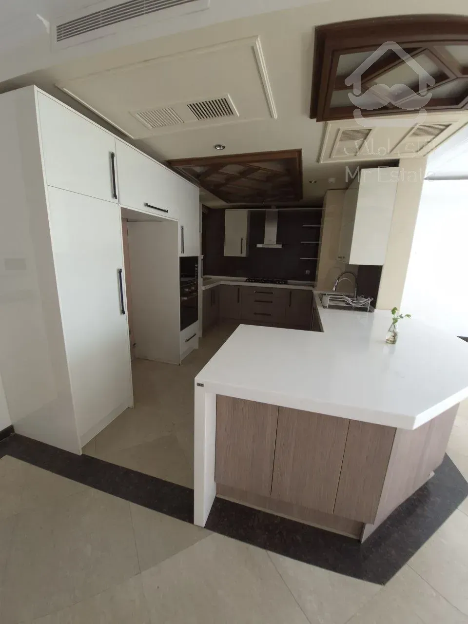 اجاره‌ آپارتمان 190 متری در زعفرانیه