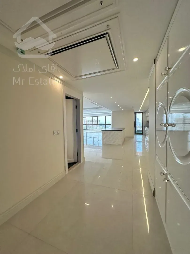 فروش آپارتمان ۲۳۵ متری در زعفرانیه