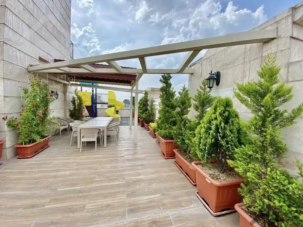 فروش آپارتمان 173 متری در زعفرانیه