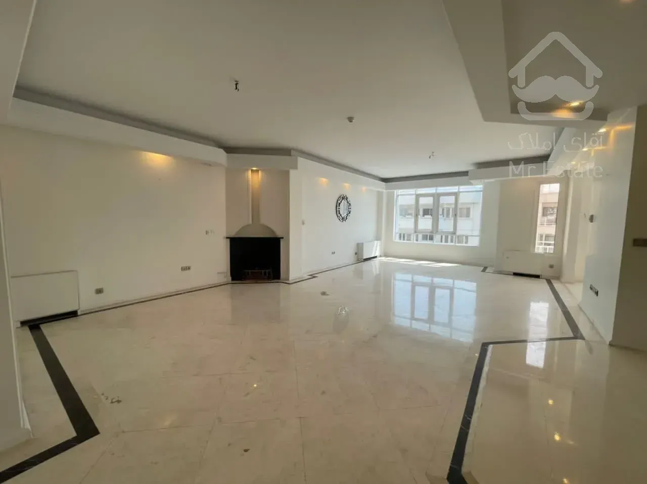 فروش آپارتمان ۲۳۰ متری در زعفرانیه