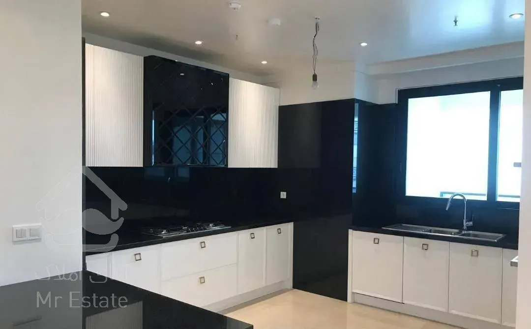 اجاره آپارتمان ۲۲۰ متری در زعفرانیه