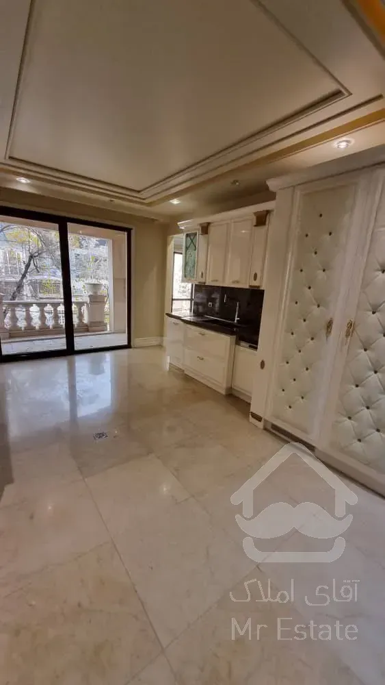 فروش آپارتمان 275 متری در زعفرانیه