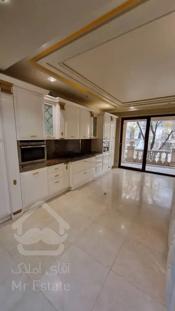 فروش آپارتمان 275 متری در زعفرانیه