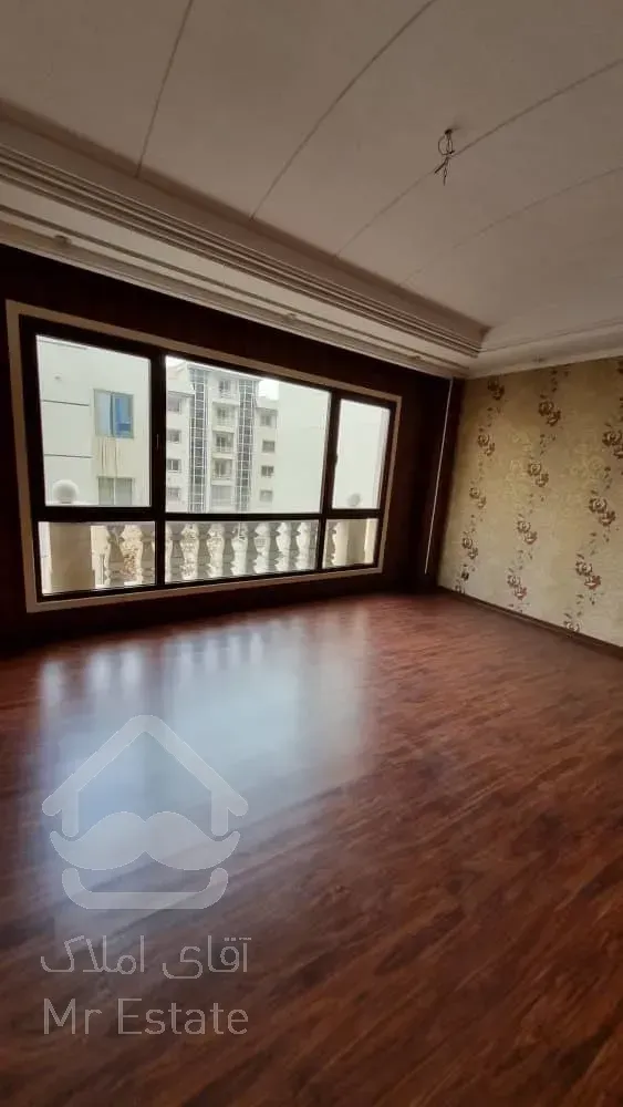 فروش آپارتمان 275 متری در زعفرانیه