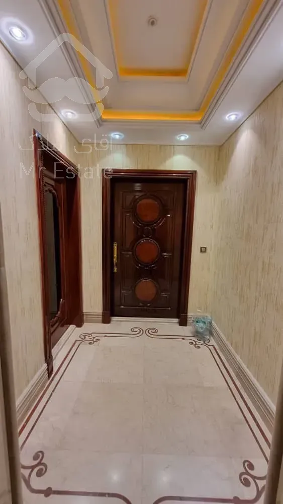 فروش آپارتمان 275 متری در زعفرانیه