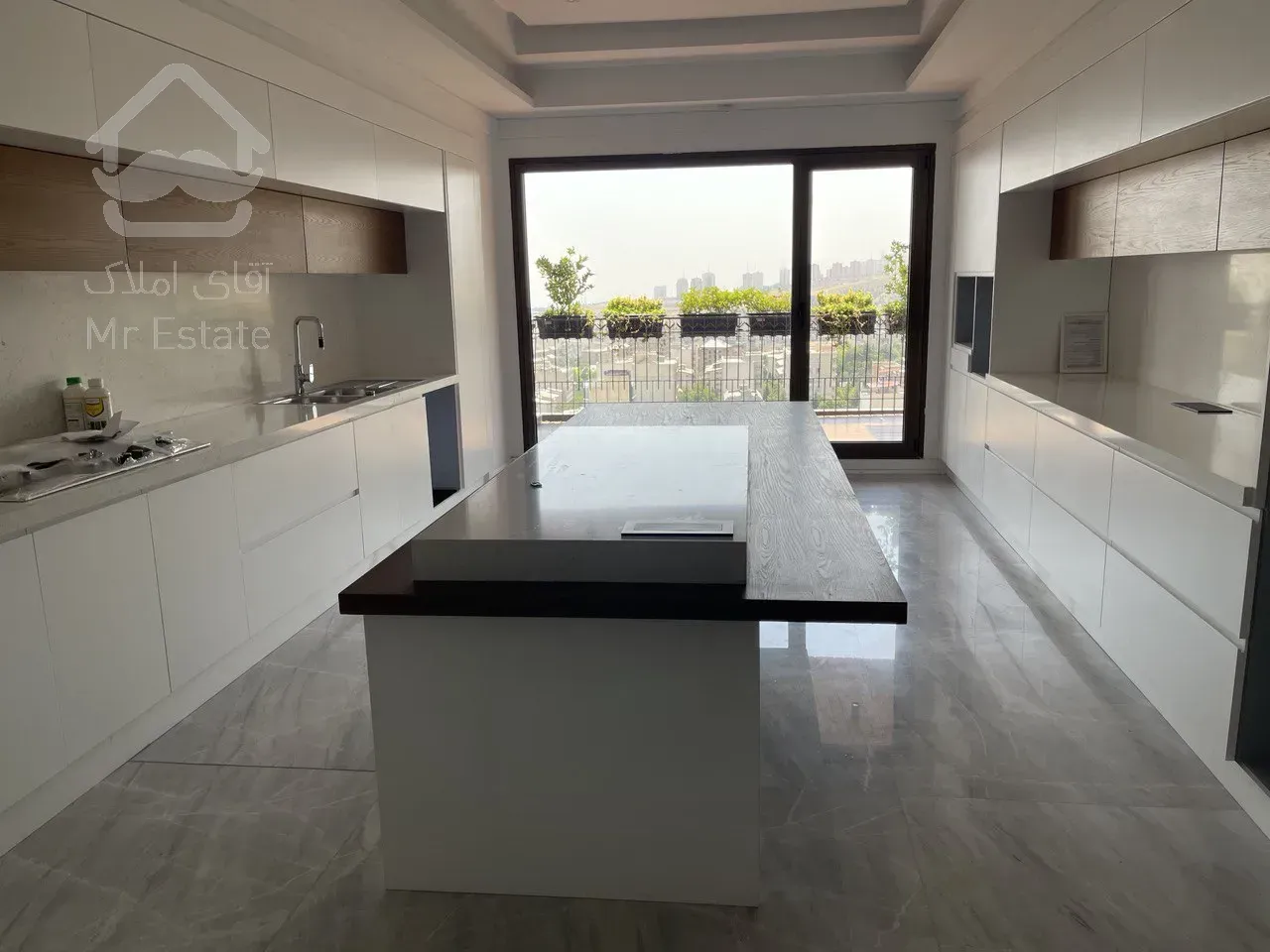 فروش برج باغ ۲۲۰ متری در ولنجک