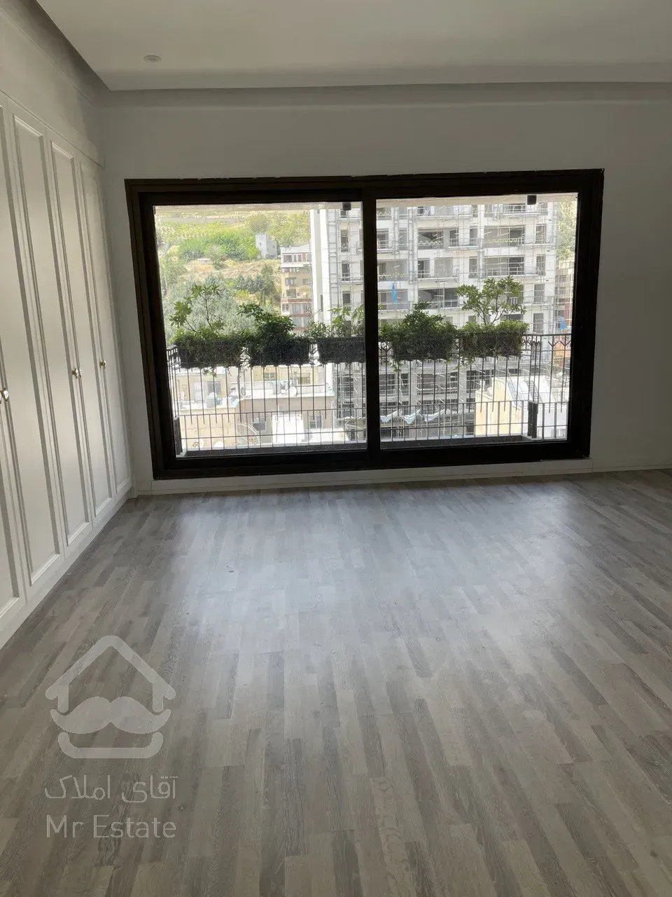 فروش برج باغ ۲۲۰ متری در ولنجک