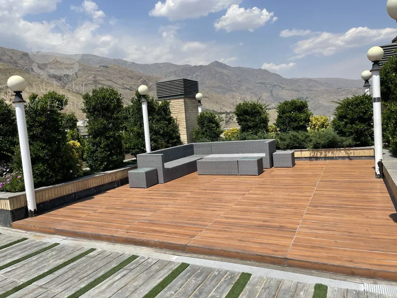 فروش برج باغ ۲۲۰ متری در ولنجک