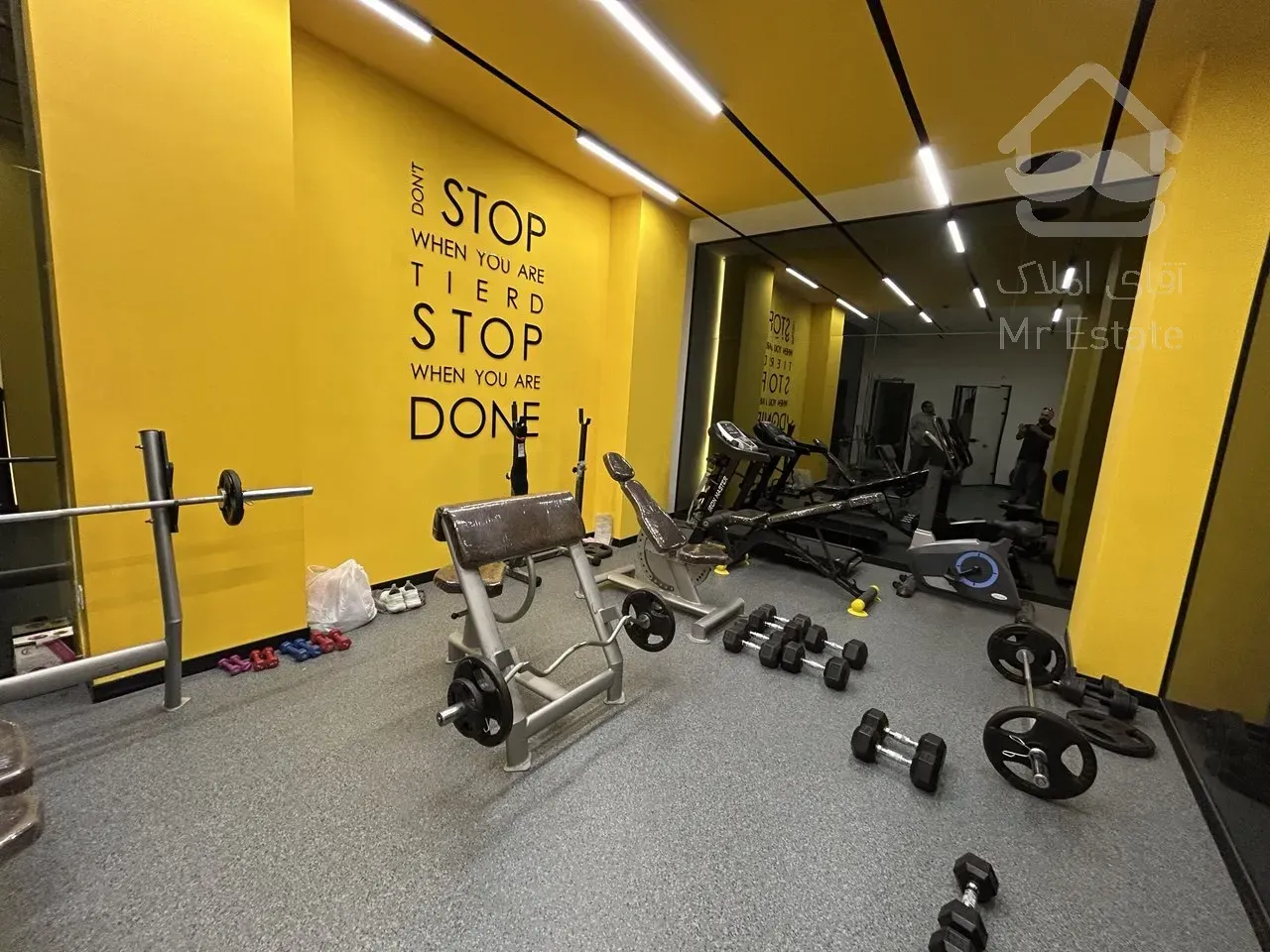 اجاره آپارتمان ۲۳۰ متری در زعفرانیه