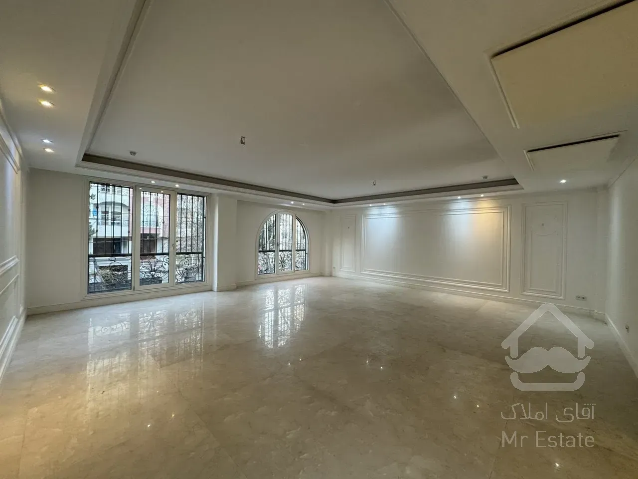 فروش آپارتمان ۲۵۰ متری در محمودیه