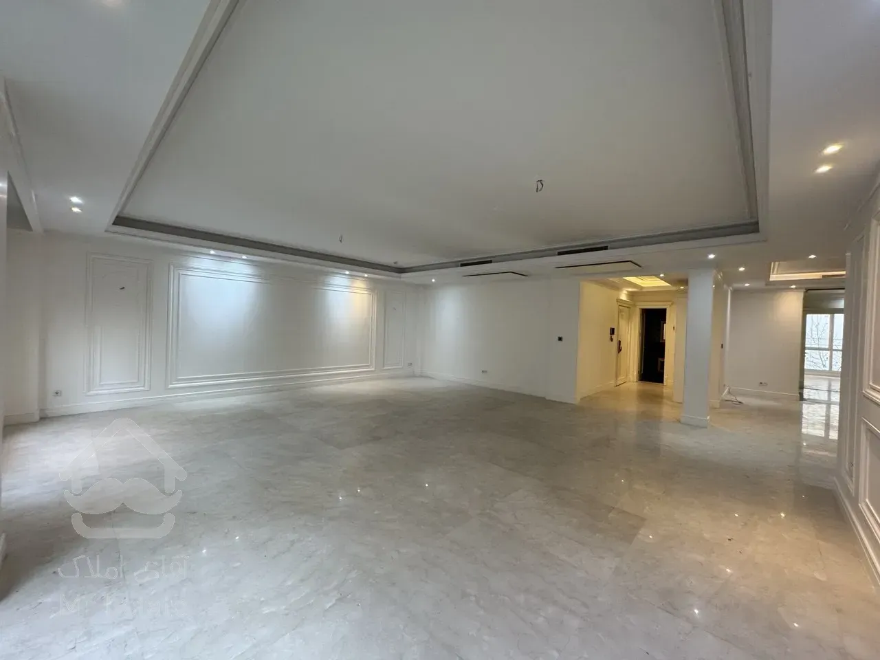 فروش آپارتمان ۲۵۰ متری در محمودیه