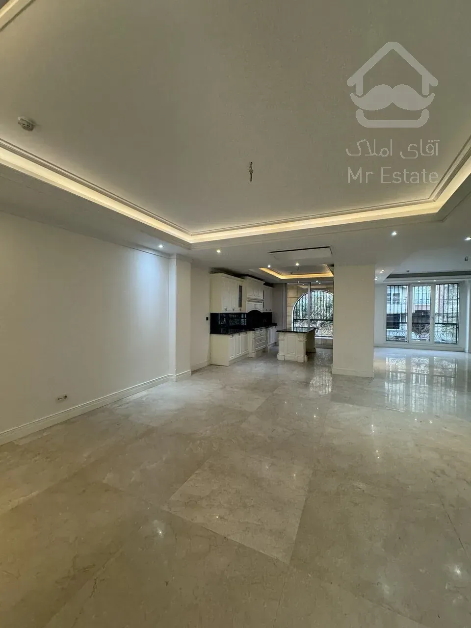 فروش آپارتمان ۲۵۰ متری در محمودیه