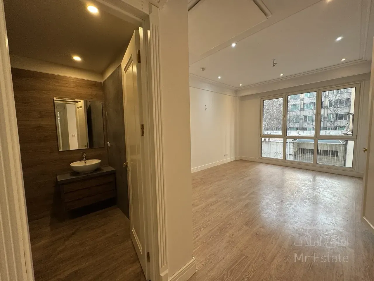 فروش آپارتمان ۲۵۰ متری در محمودیه