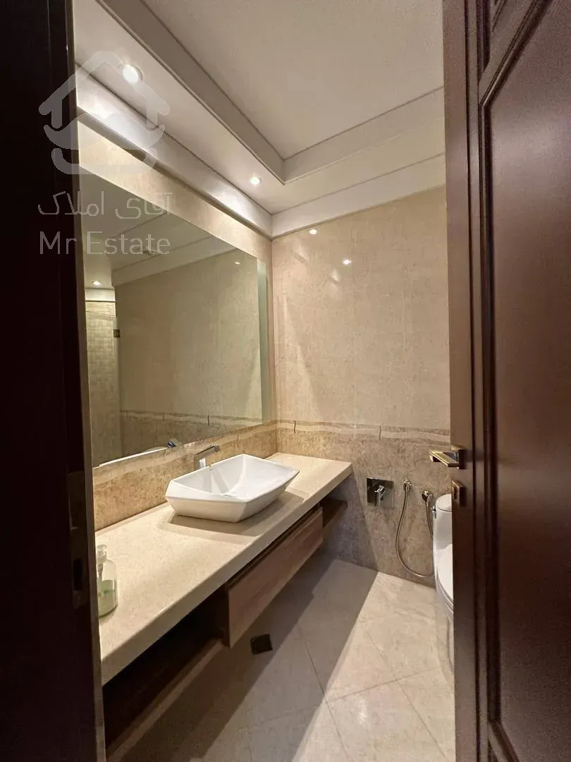 فروش آپارتمان ۱۸۲ متری در زعفرانیه