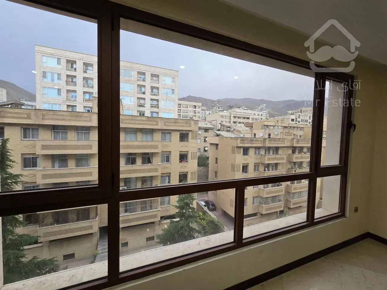 رهن آپارتمان ۹۵ متری در ولنجک