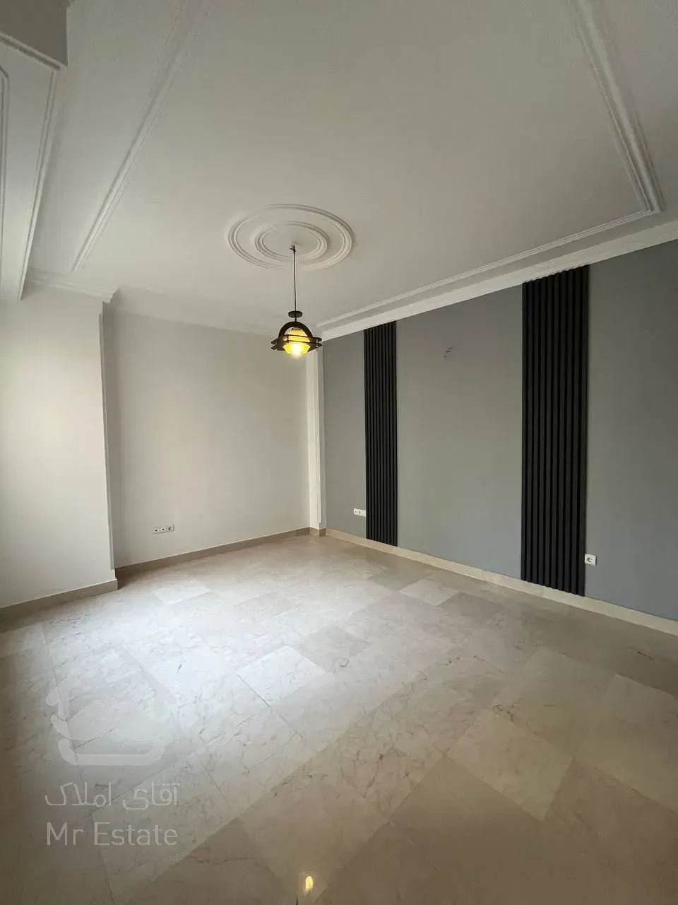 رهن آپارتمان ۱۷۰ متری در زعفرانیه