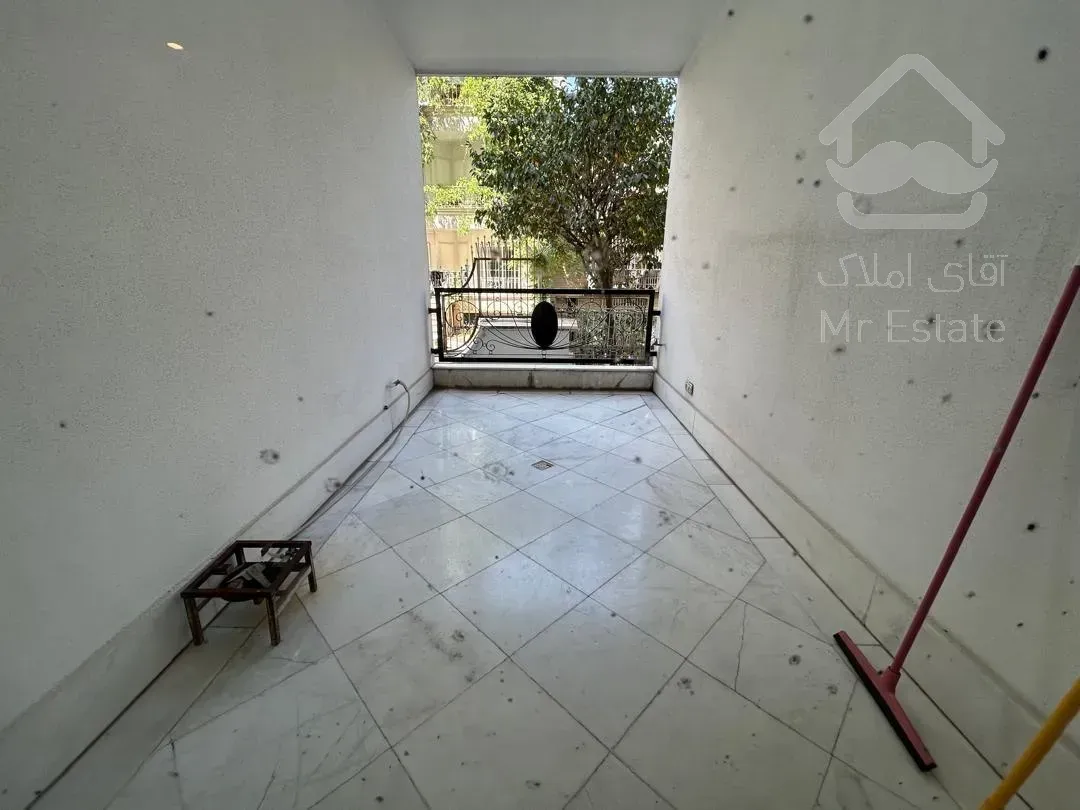 رهن آپارتمان ۳۲۵ متری در زعفرانیه