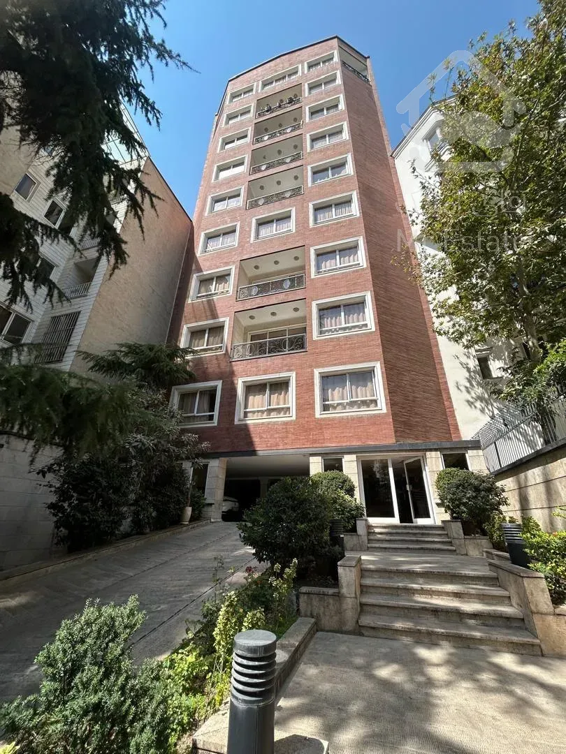 رهن آپارتمان ۳۲۵ متری در زعفرانیه