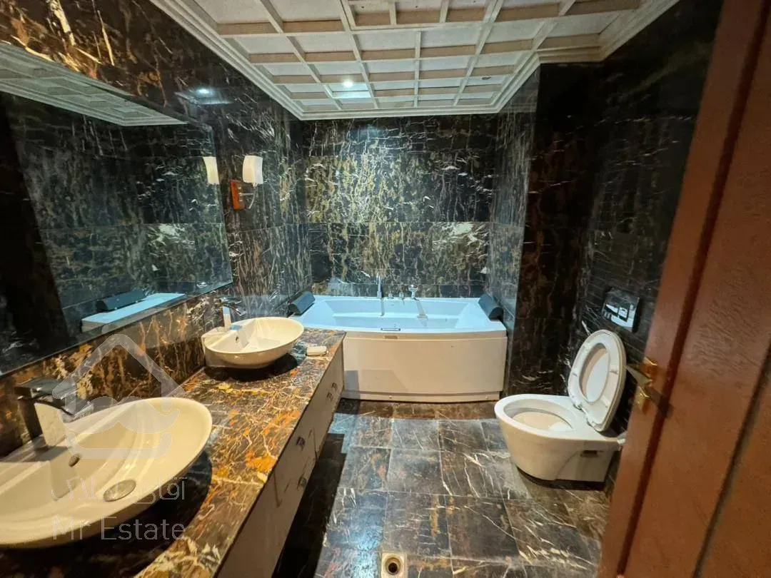 رهن آپارتمان ۲۲۵ متری در زعفرانیه