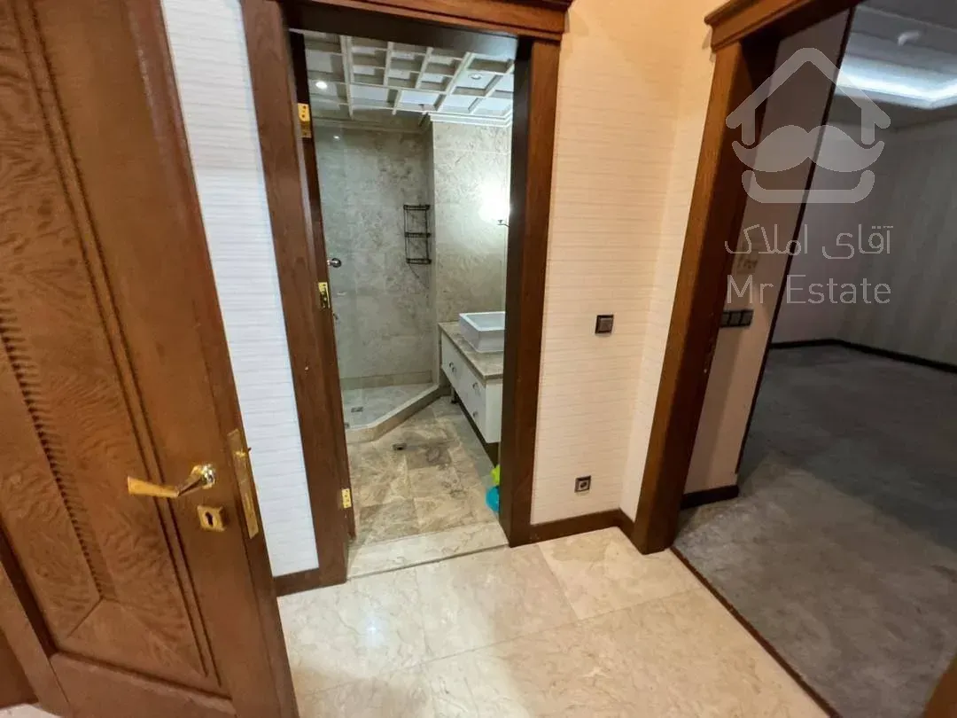 رهن آپارتمان ۲۲۵ متری در زعفرانیه