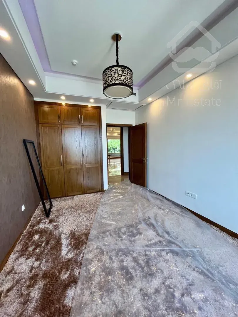 فروش آپارتمان ۱۳۲ متری در زعفرانیه