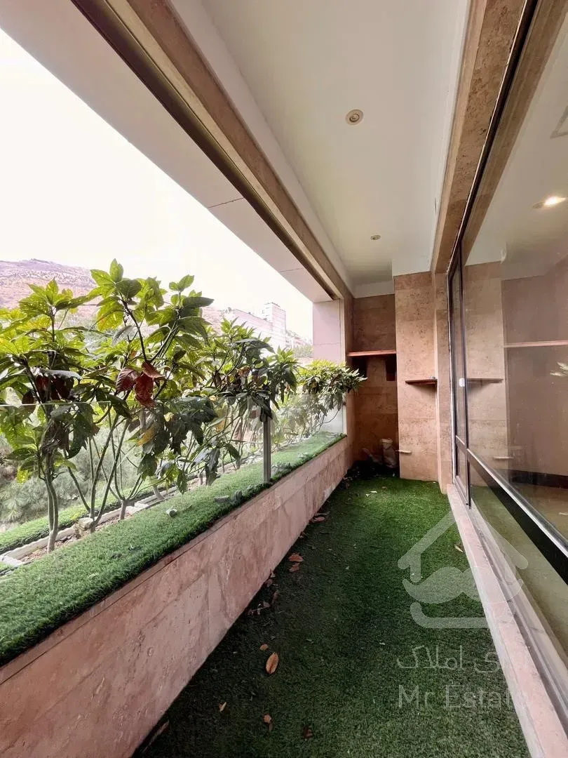 فروش آپارتمان ۱۳۲ متری در زعفرانیه