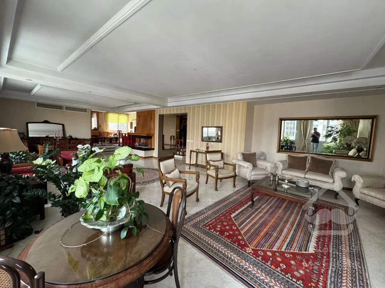 فروش آپارتمان ۲۶۷ متری در زعفرانیه