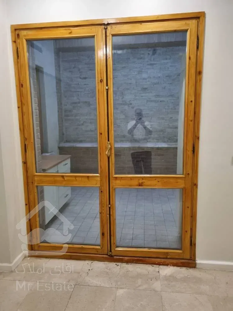 رهن آپارتمان ۱۸۰ متری در محمودیه