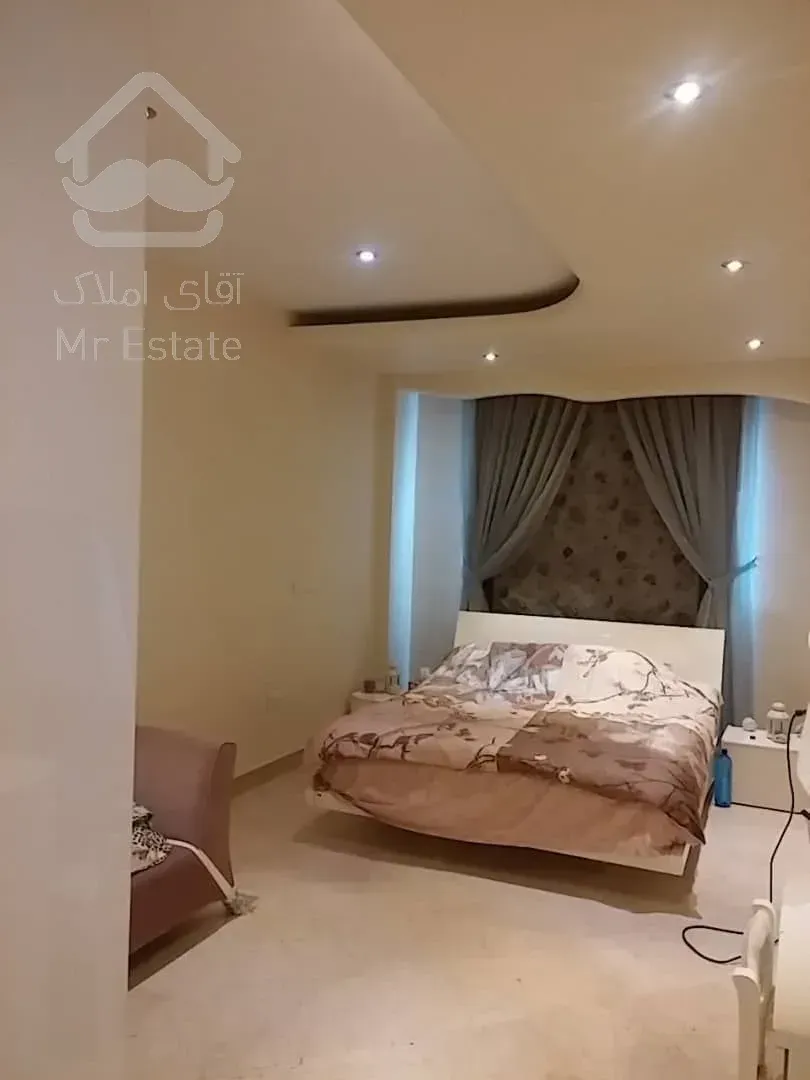 رهن آپارتمان ۲۱۰ متری در زعفرانیه