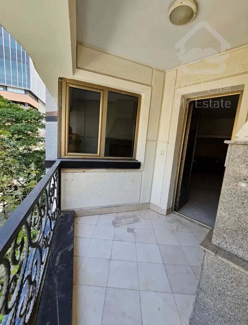 رهن آپارتمان ۲۷۰ متری در محمودیه