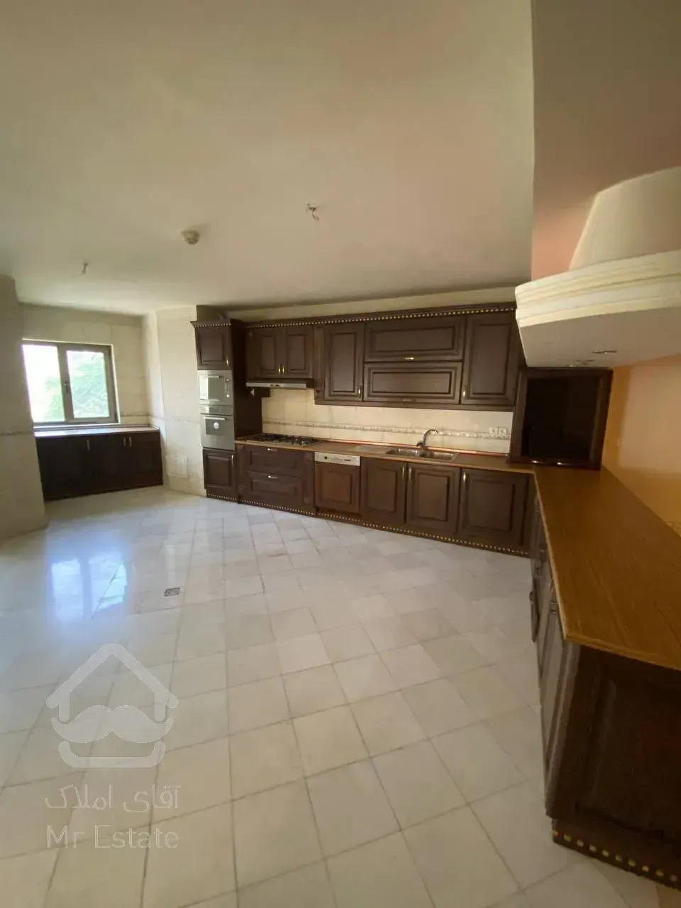 اجاره آپارتمان ۲۷۰ متری در محمودیه