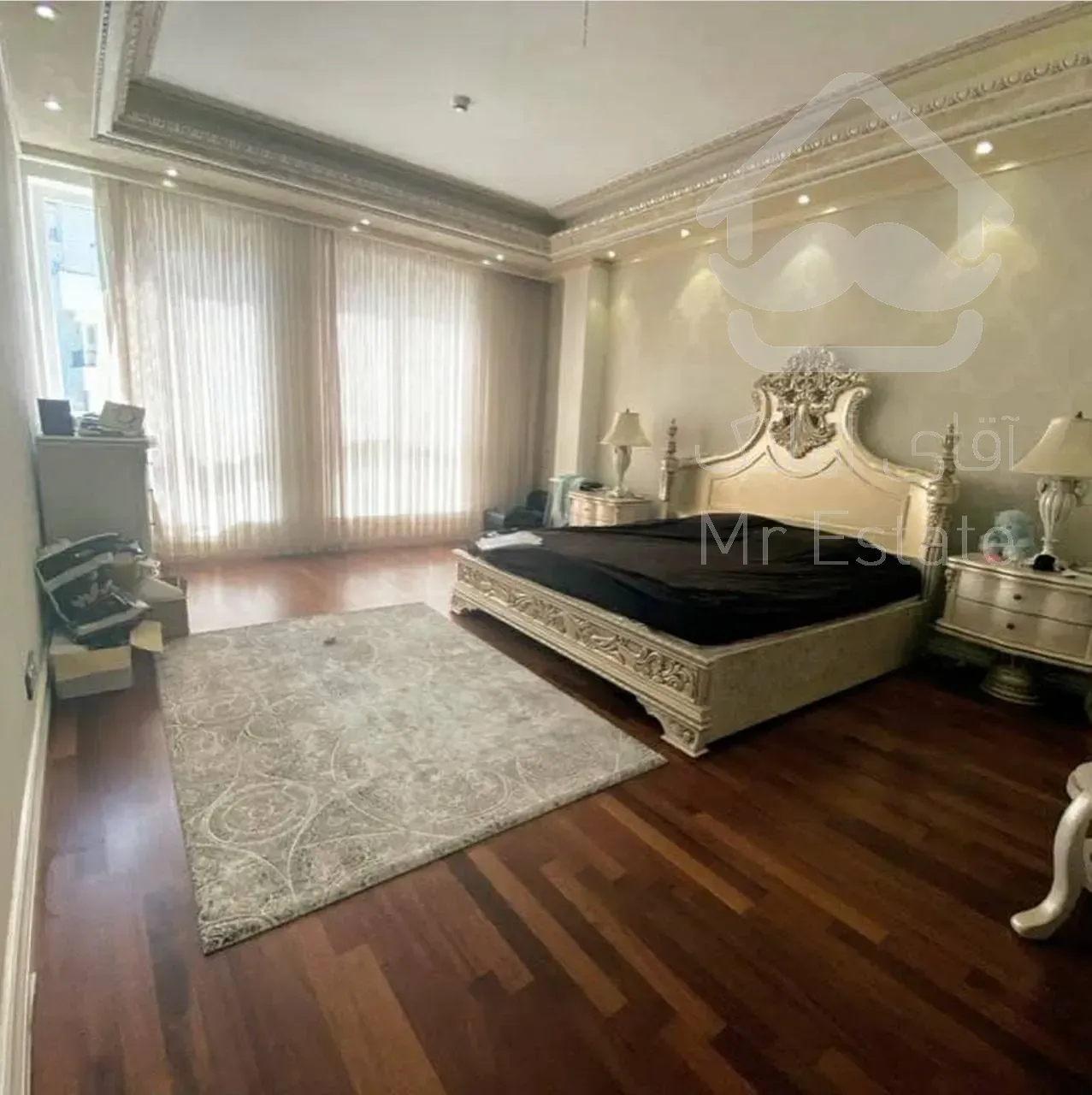 فروش آپارتمان ۲۸۵ متری در زعفرانیه