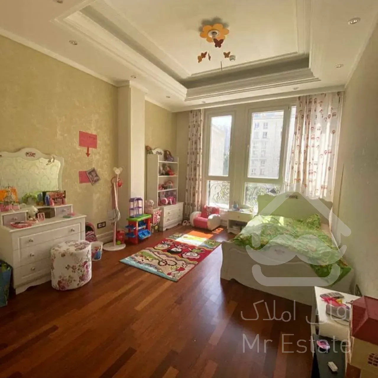 فروش آپارتمان ۲۸۵ متری در زعفرانیه