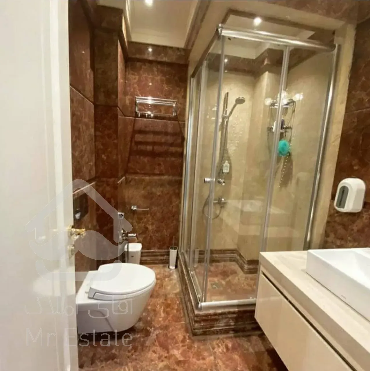 فروش آپارتمان ۲۸۵ متری در زعفرانیه