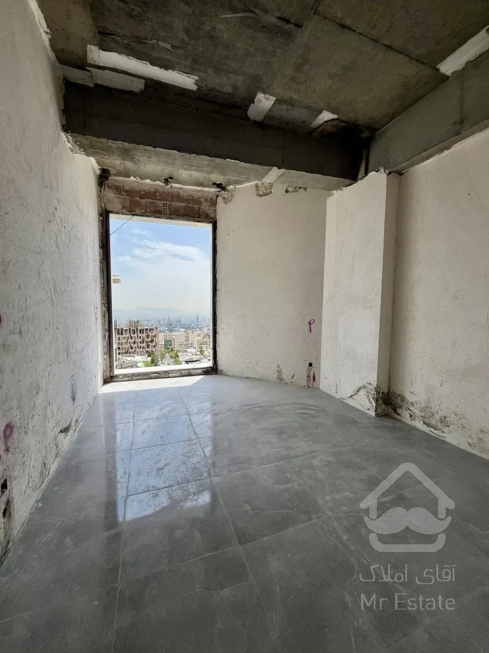 پيش فروش آپارتمان ۱۳۰ متری در ولنجک