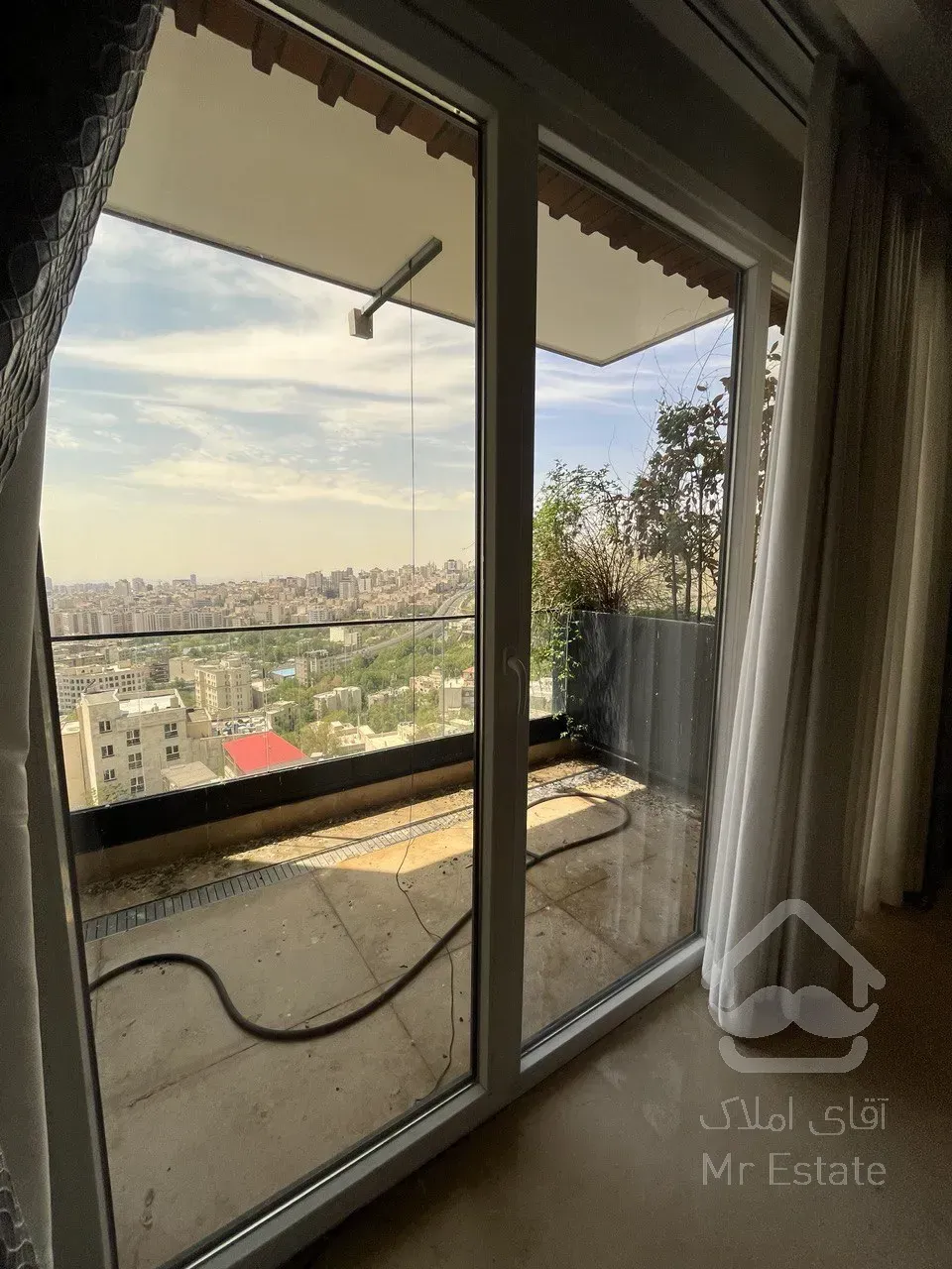 فروش آپارتمان ۱۶۰ متری در ولنجک