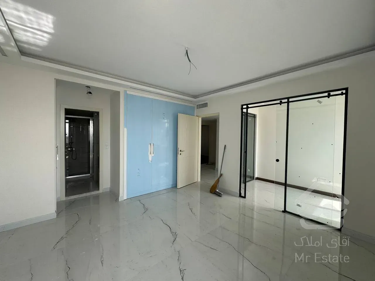 فروش آپارتمان ۱۹۸ متری در زعفرانیه