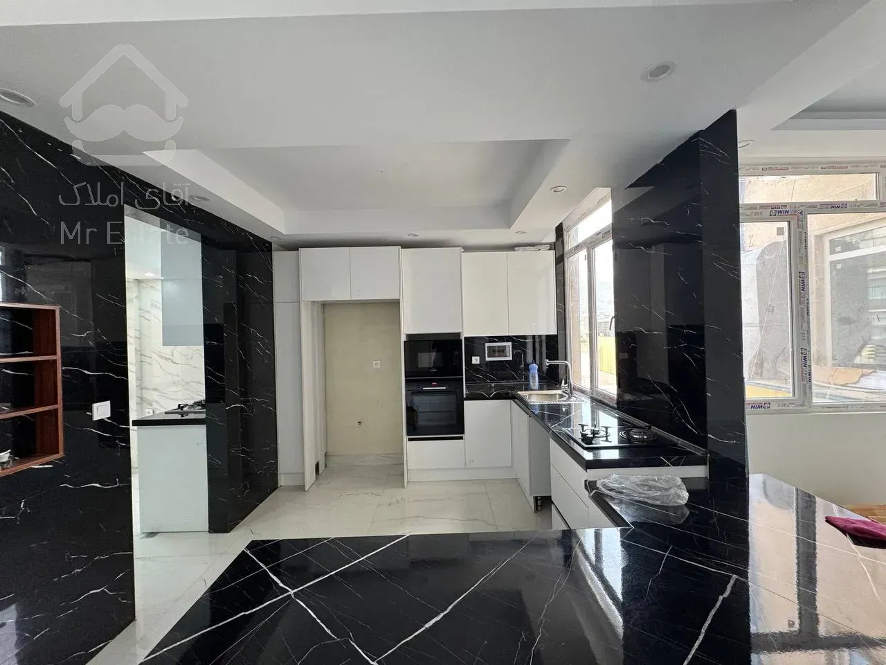 فروش آپارتمان ۱۹۸ متری در زعفرانیه