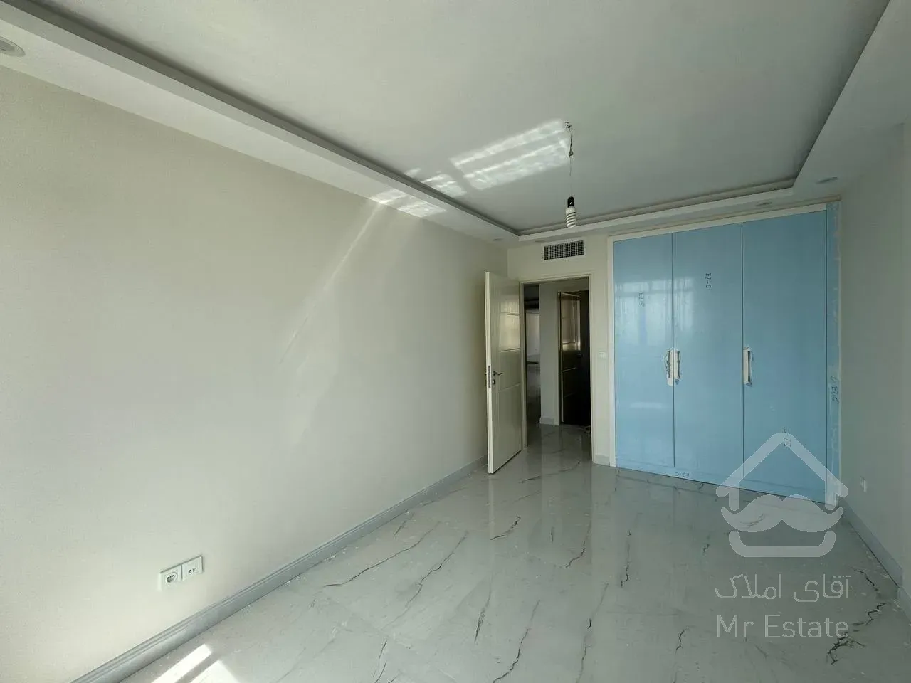 فروش آپارتمان ۱۹۸ متری در زعفرانیه