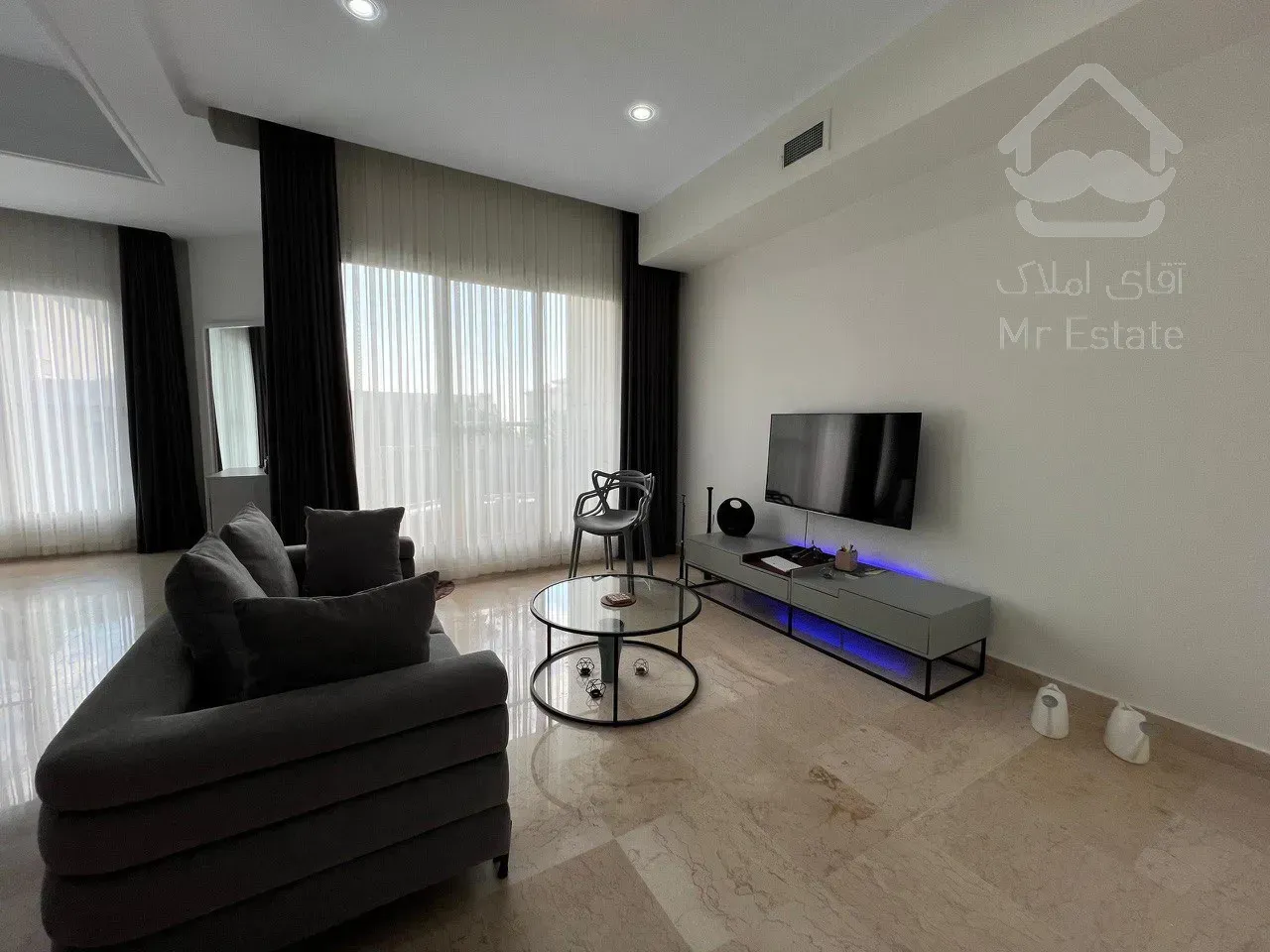 فروش آپارتمان 235 متری در زعفرانیه