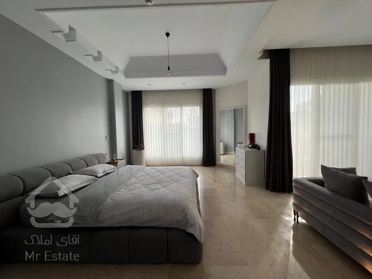 فروش آپارتمان 235 متری در زعفرانیه