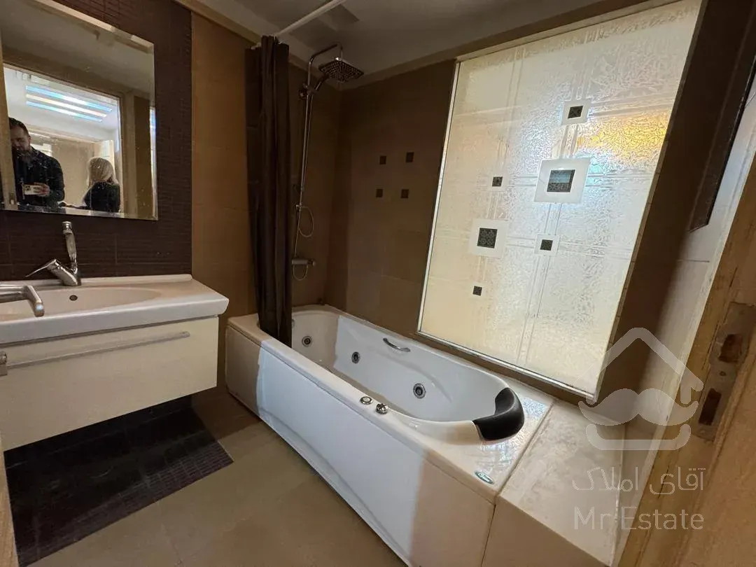 فروش آپارتمان 185 متری در زعفرانیه