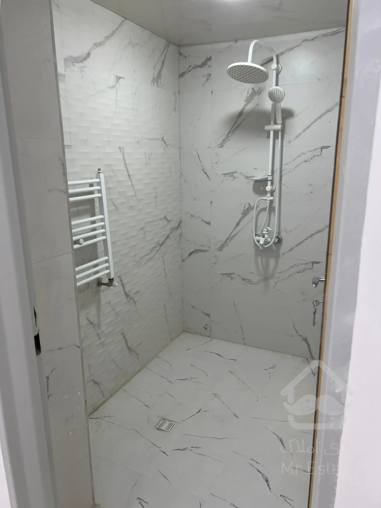 فروش آپارتمان شیک و فول امکانات