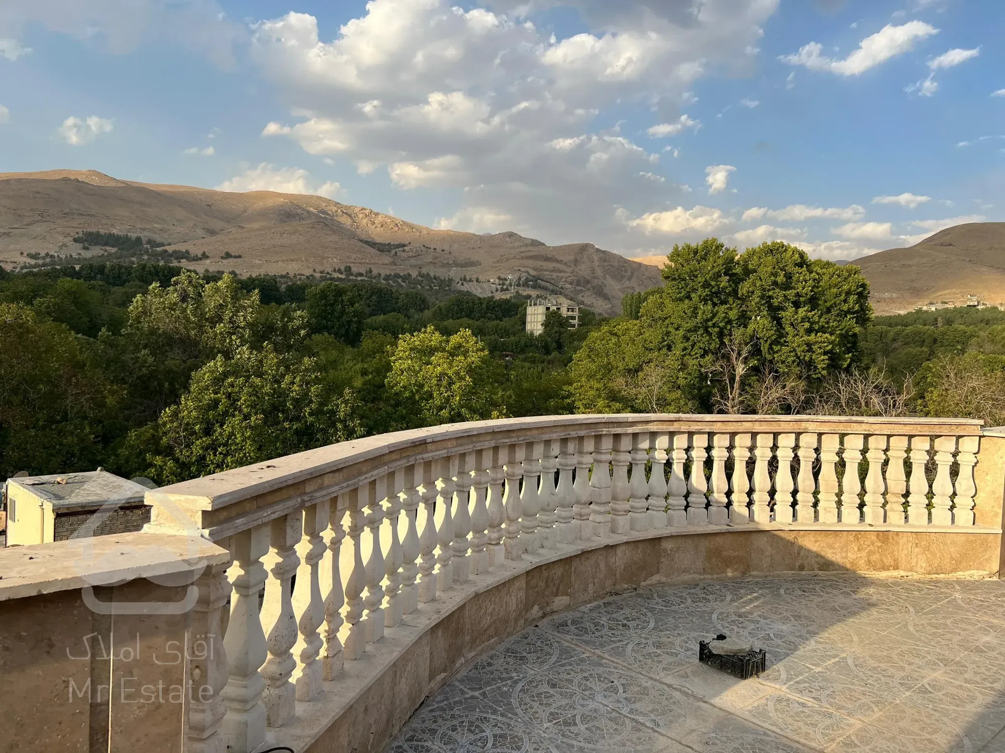 فروش آپارتمان شیک و فول امکانات