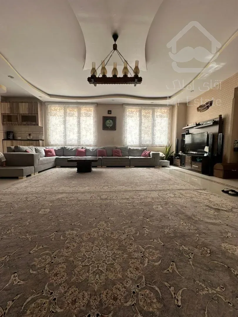 فروش آپارتمان ۱۰۰ متری آلاله شرقی