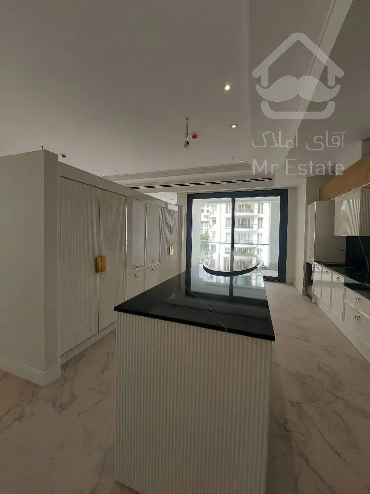 رهن آپارتمان ۳۸۰ متری در زعفرانیه